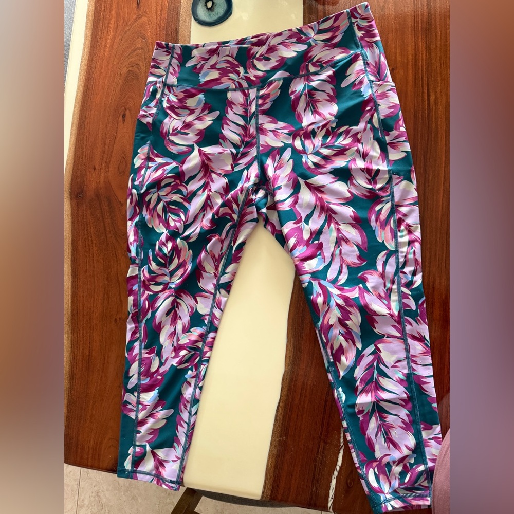 Tek Gear Ultrastretch Floral Leggings 2X – Teal Pink Print w/ Side Pockets
